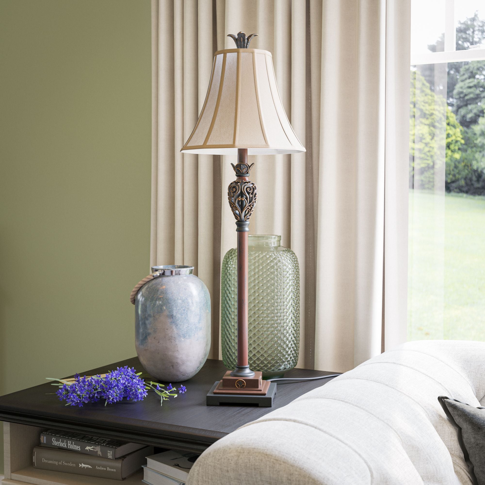 Iron Lace Table Lamp