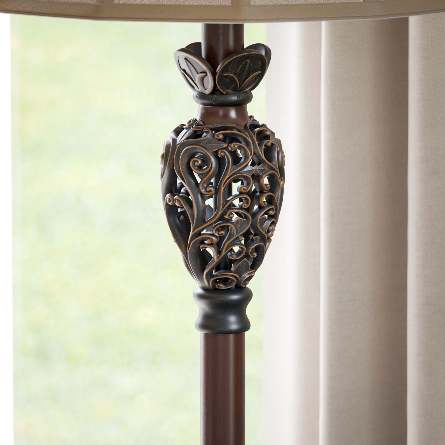 Iron Lace Table Lamp