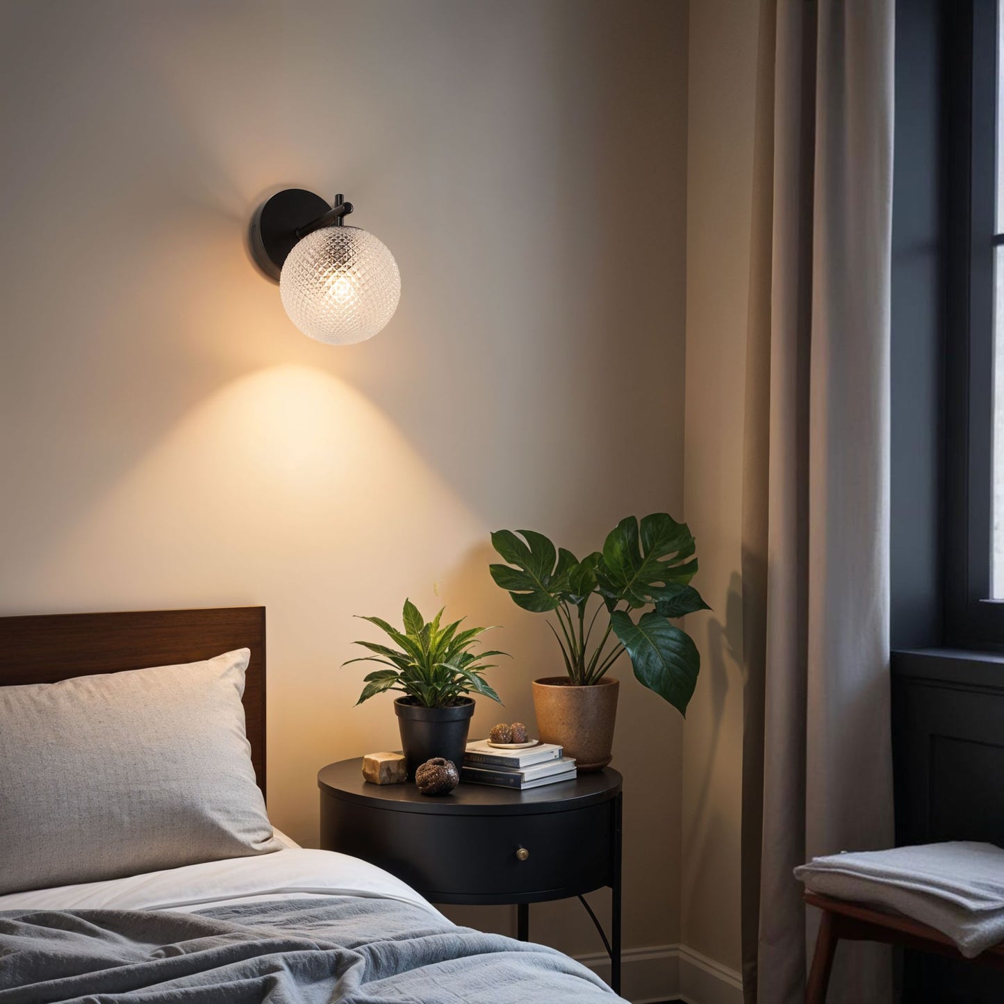 Prismatic 1-Light Wall Sconce