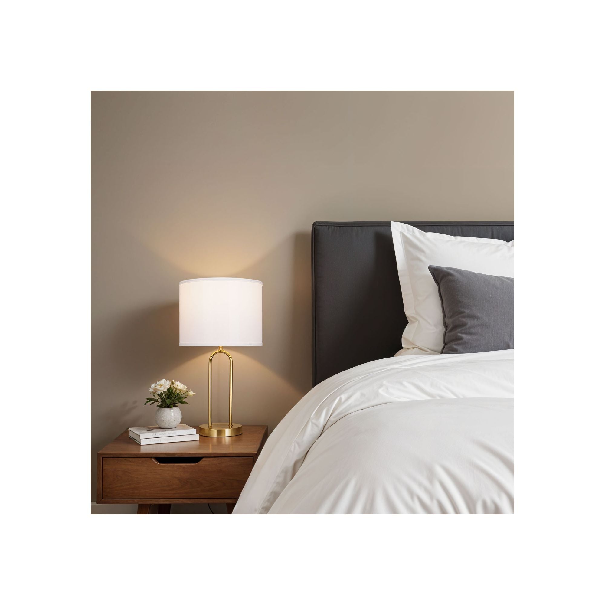Isla Table Lamp