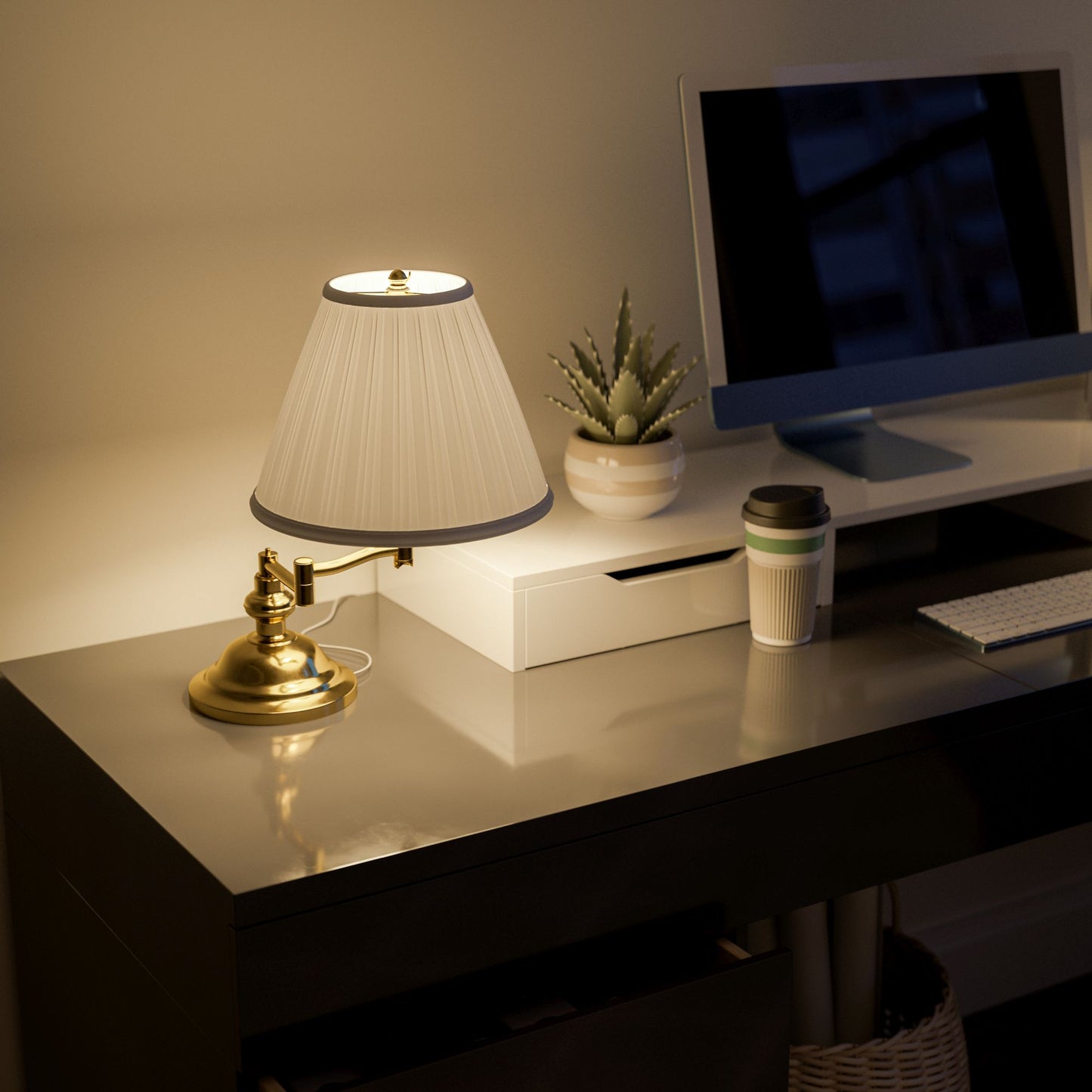 Classic Swing Arm Desk Lamp