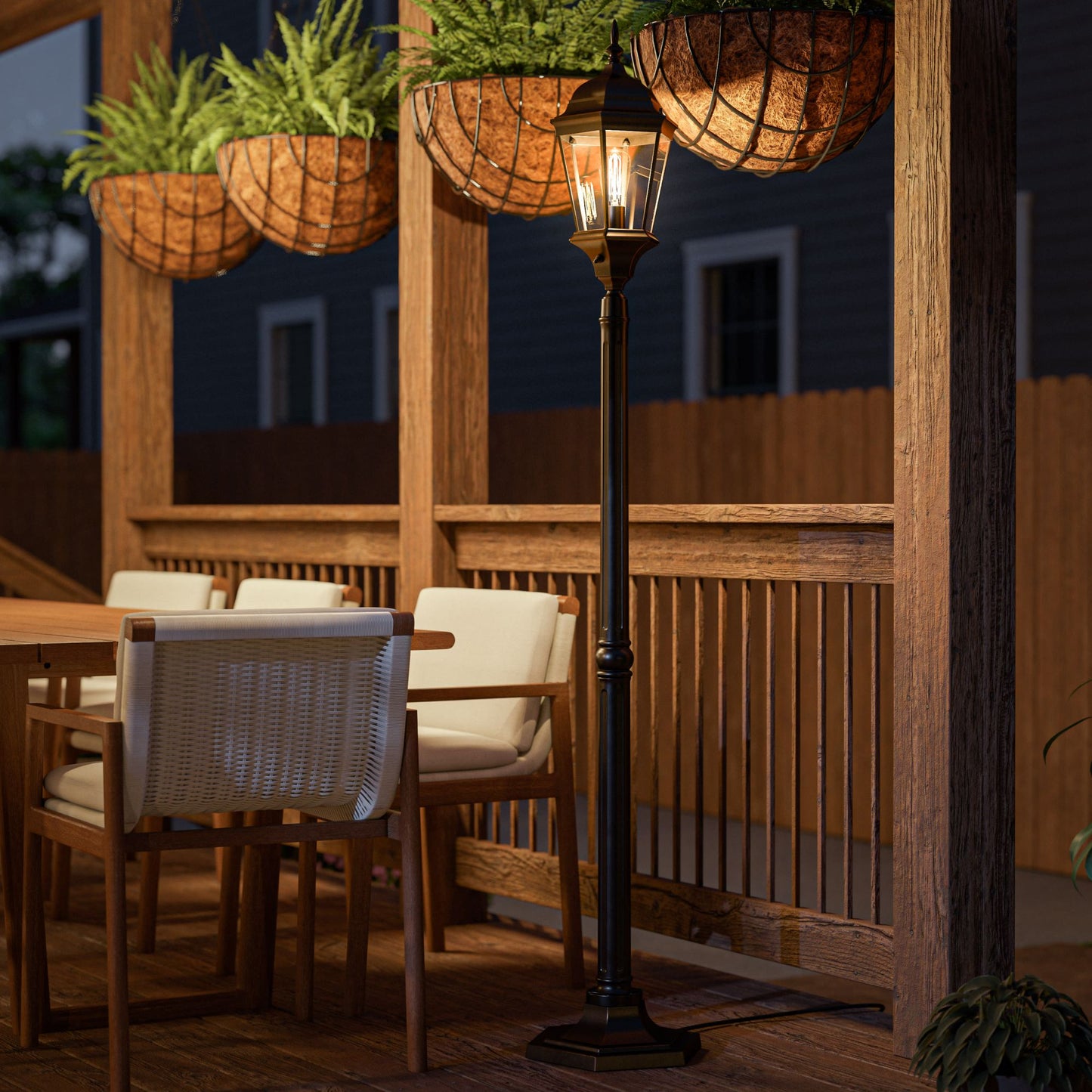 Villa Post Light